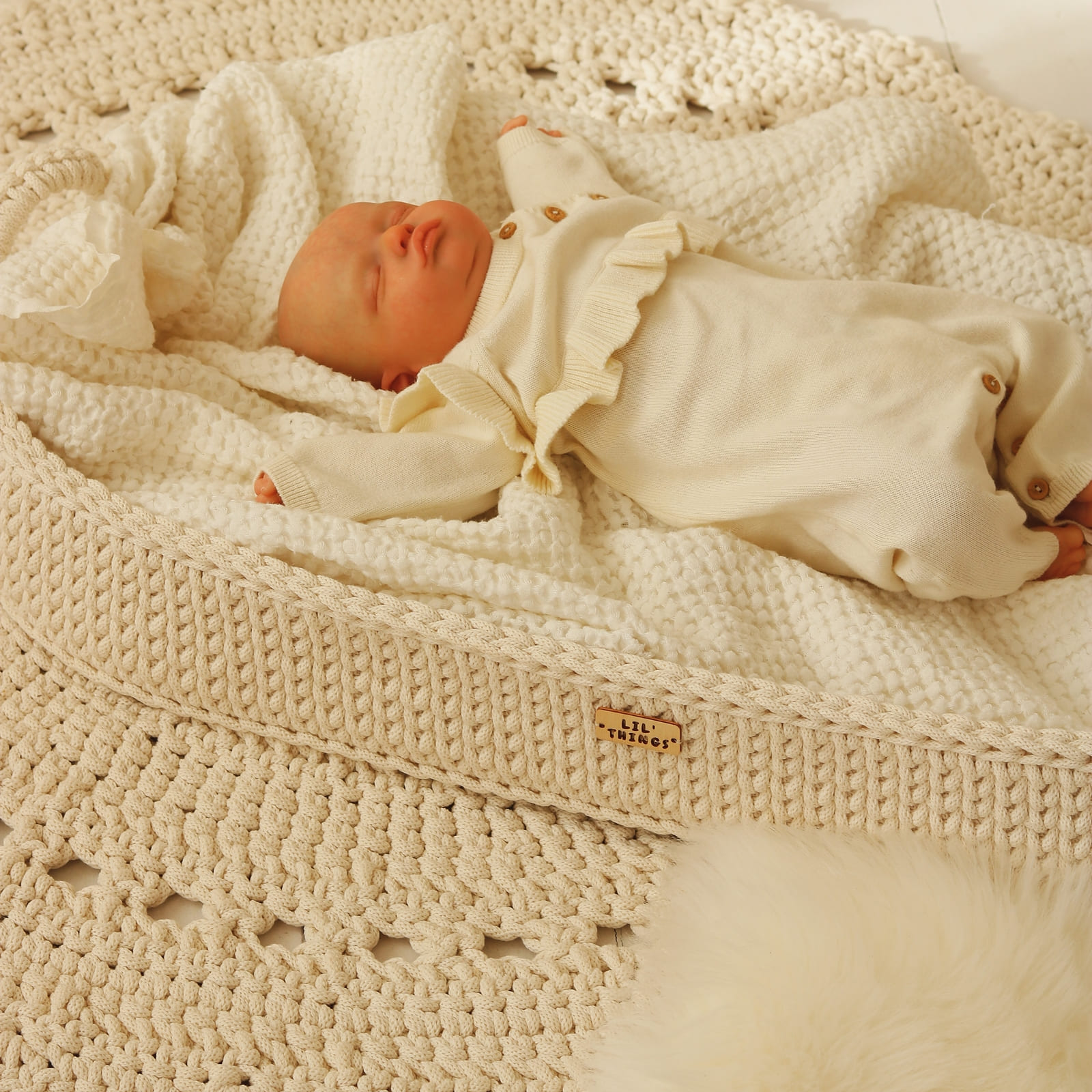 LIL'THINGS Panier à langer en coton avec matelas naturel