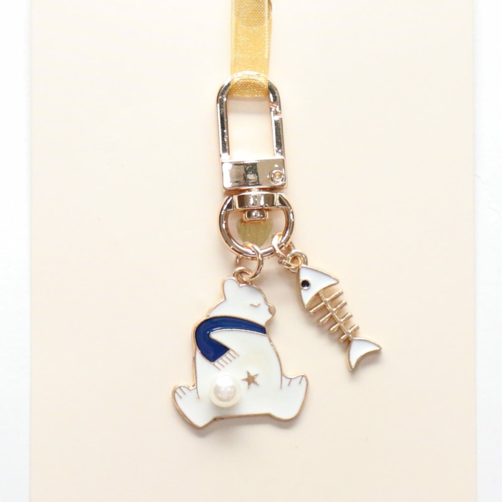 YUKO.B Schlüsselanhänger Polarbär