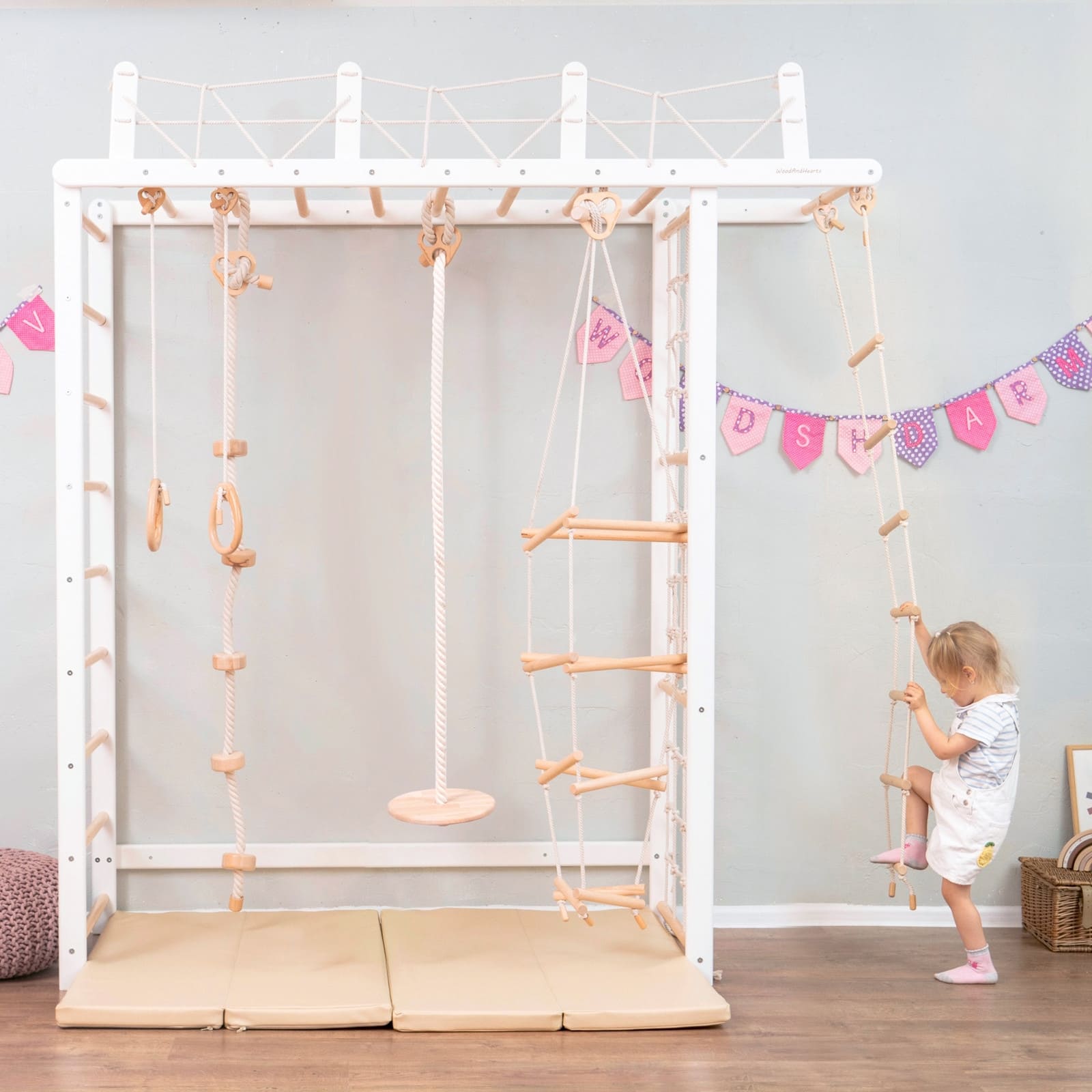 WOODANDHEARTS Aire de jeux intérieure Pont