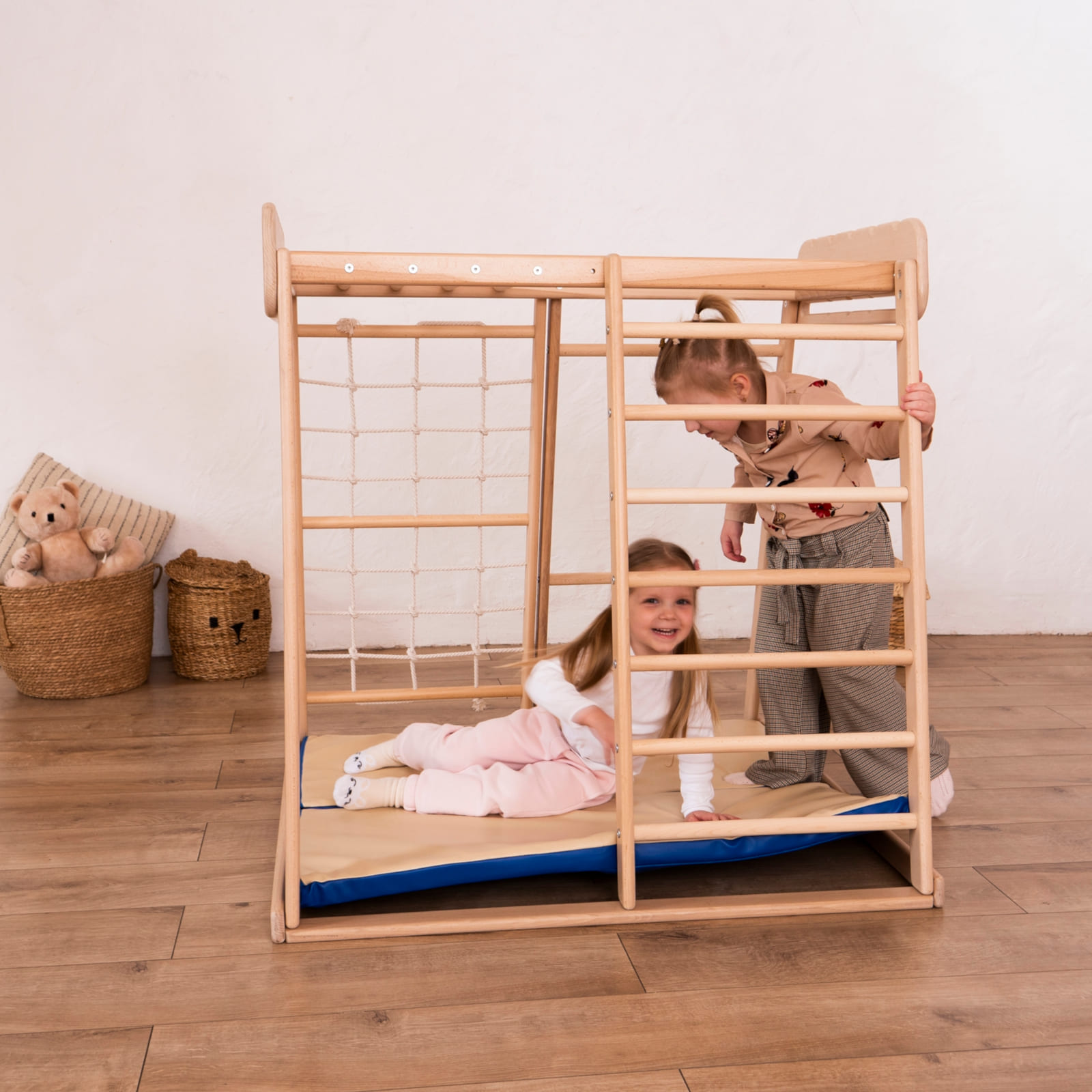 WOODANDHEARTS Place de jeu d'escalade