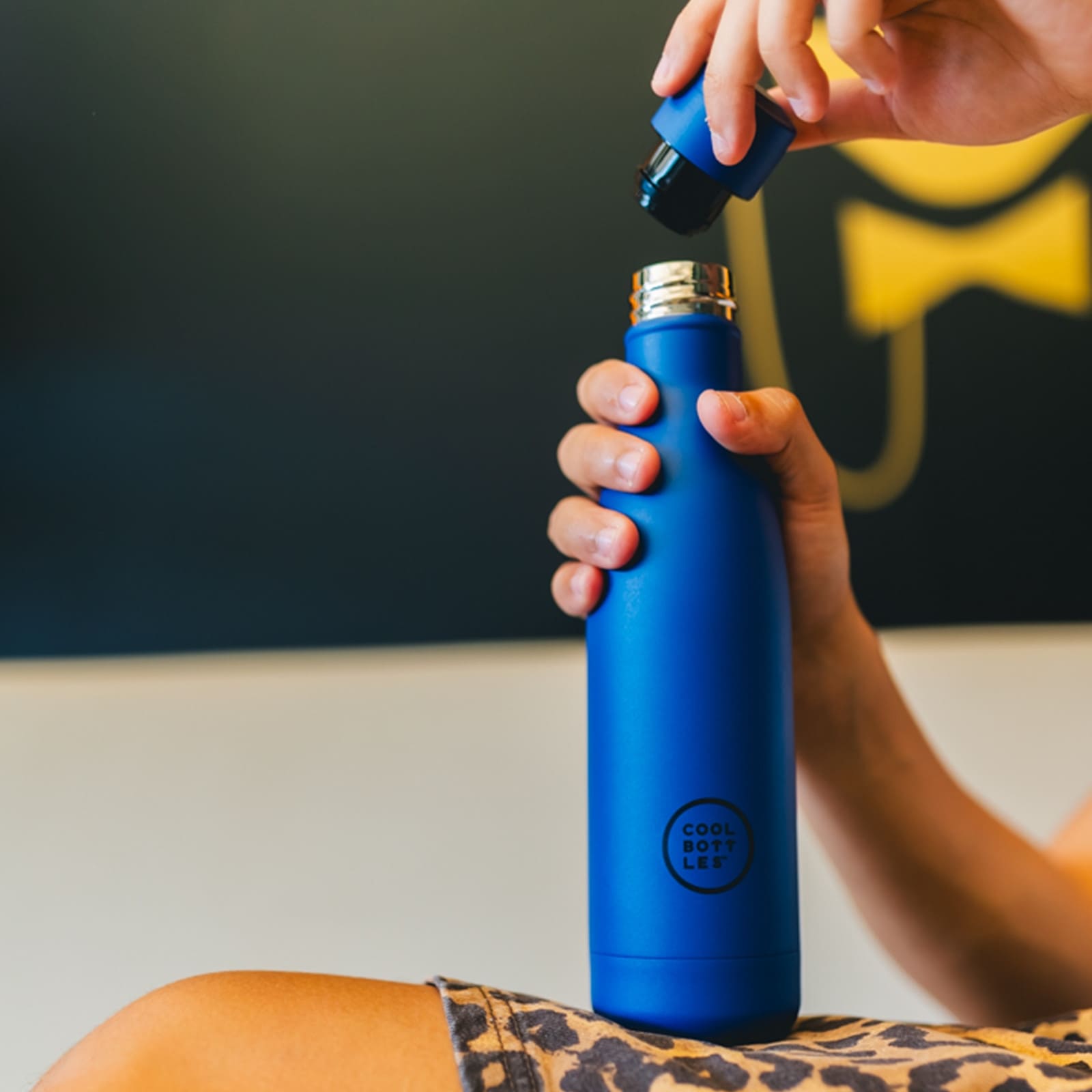 COOL BOTTLES Isolierflasche The Bottle Vivid Blue 350ml